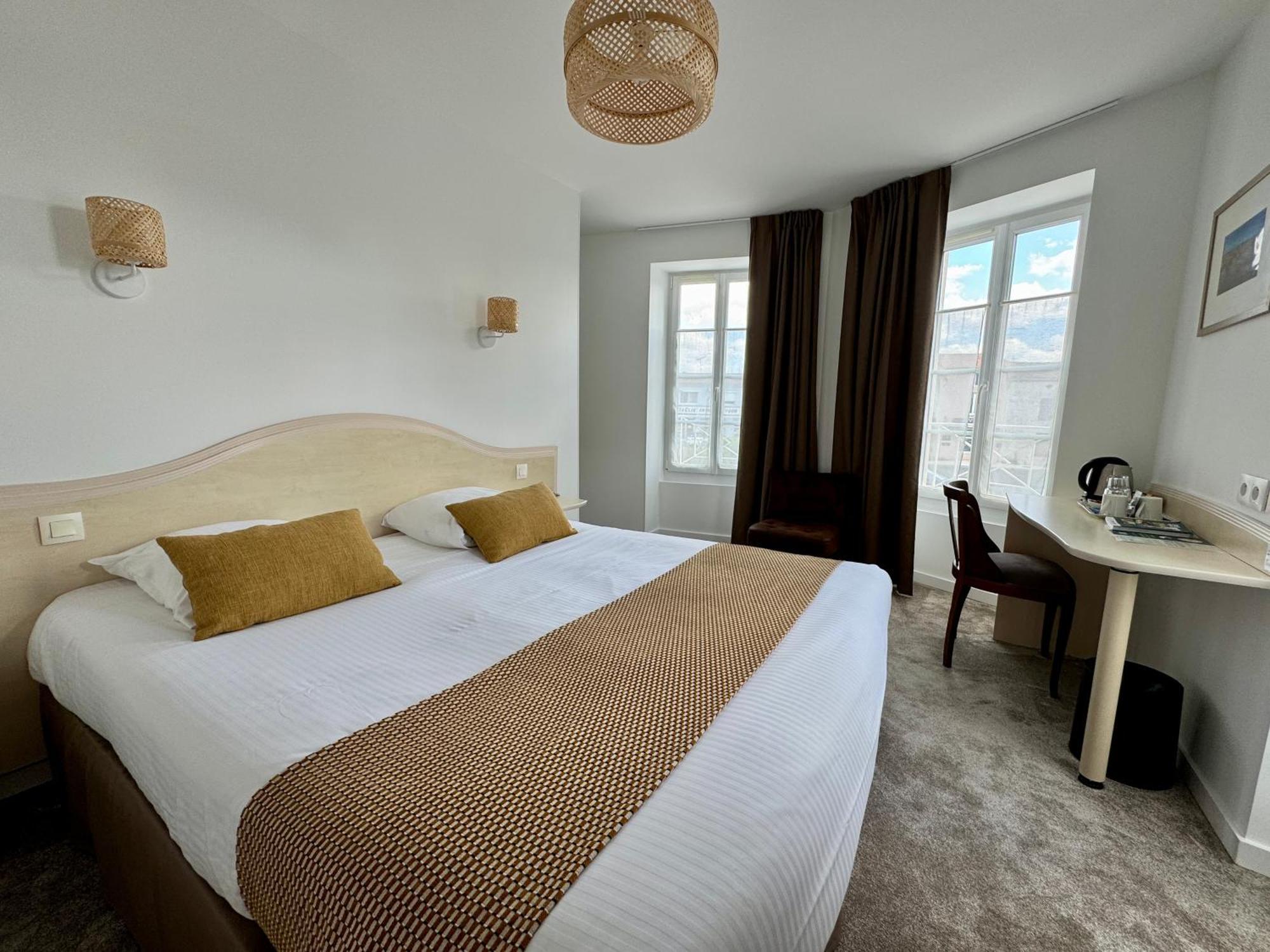 Logis Hotel Le Richelieu - Royan Atlantique Saujon Exteriér fotografie
