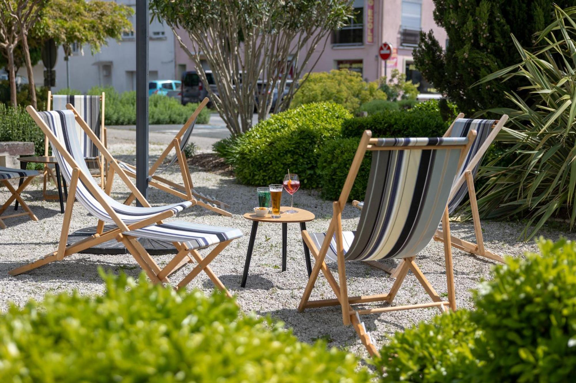 Logis Hotel Le Richelieu - Royan Atlantique Saujon Exteriér fotografie